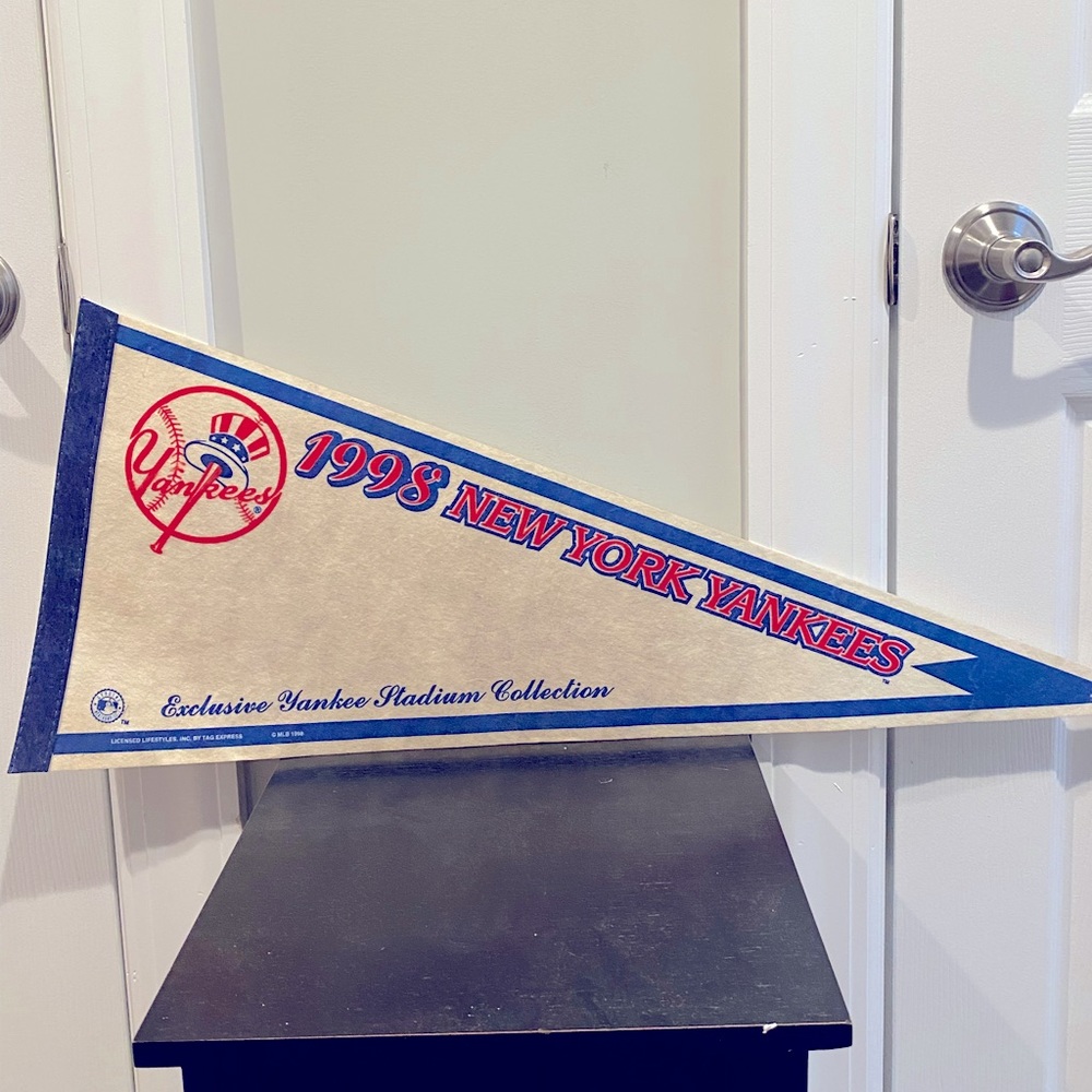 Vintage 1998 NY Yankees Pennant